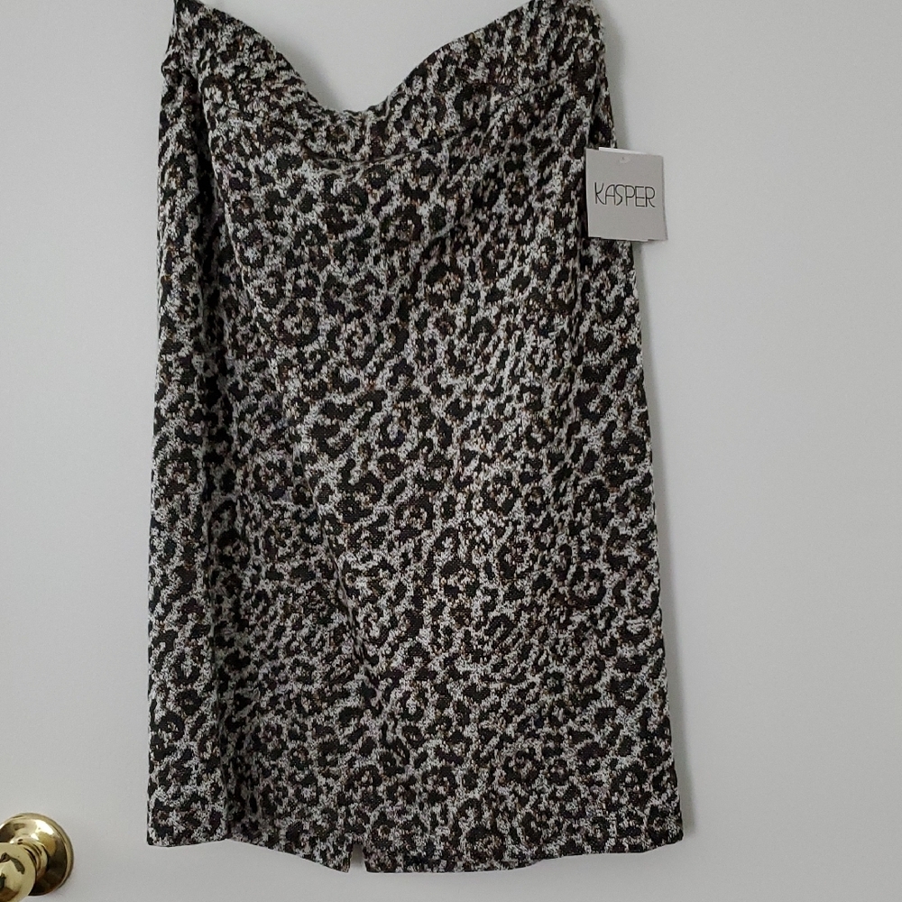 Kasper Leopard Print Skirt